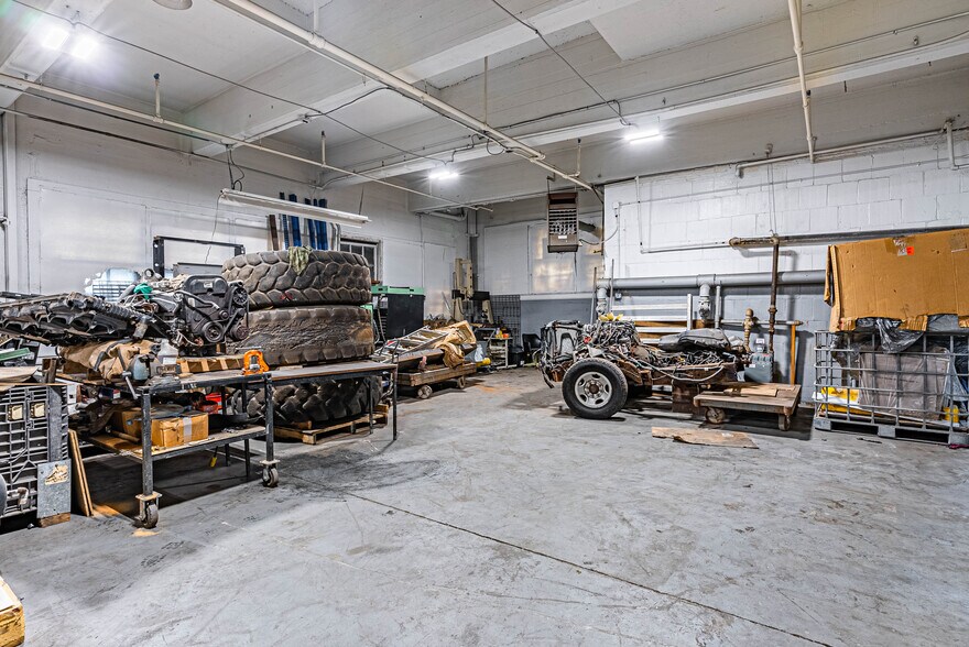 More Photos Of 161 Abington Ave, Newark Warehouse For Sale