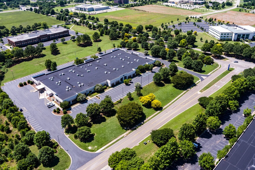 More Photos Of 100 Quality Cir NW, Huntsville Office For Lease