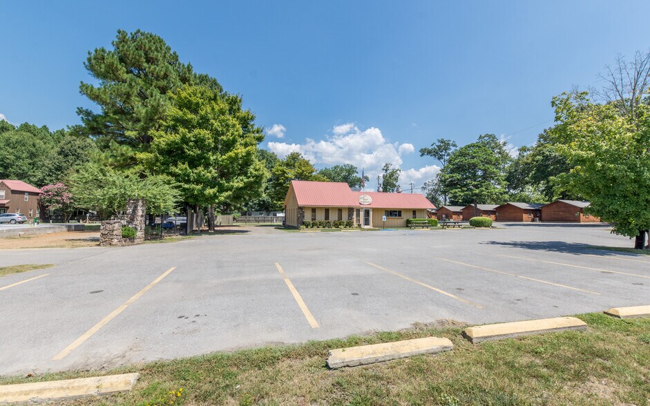 More Photos Of 35 Swinging Bridge Dr, Heber Springs Freestanding For Sale