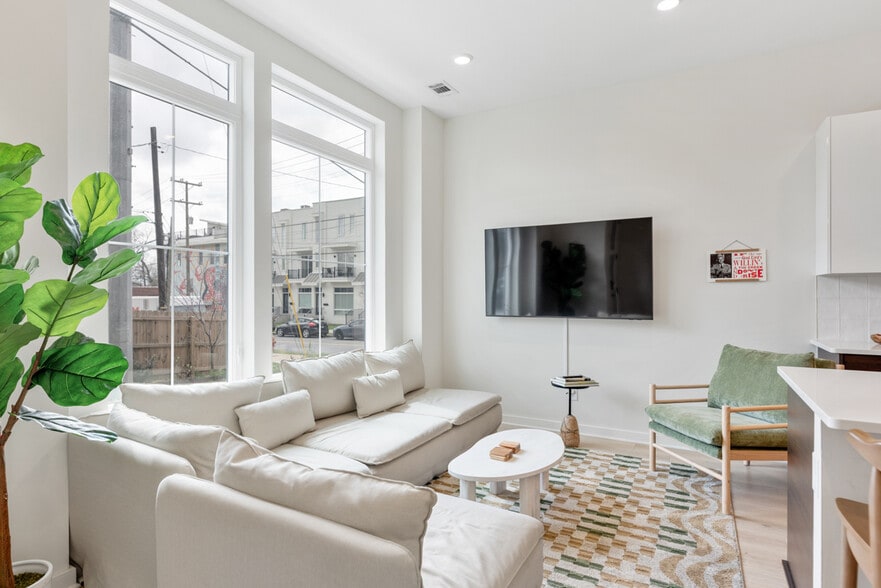 More Photos Of 1233 Lischey Ave, Nashville Apartments For Sale