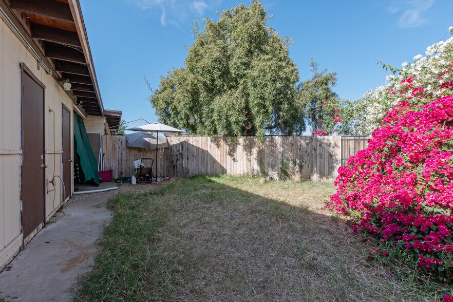 More Photos Of 1150 N April Cir, Mesa Multifamily For Sale
