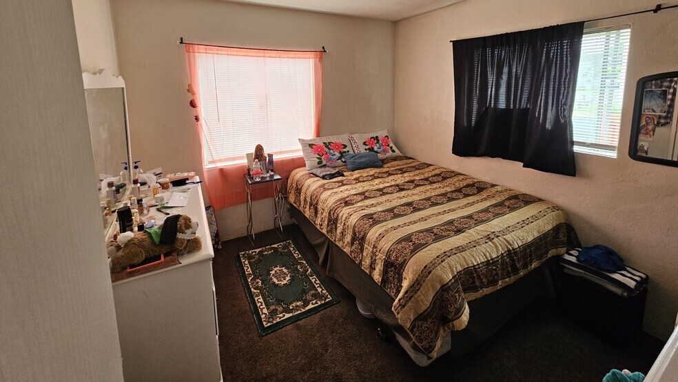 More Photos Of 706 Laurel St, Kelso Apartments For Sale