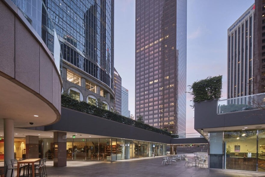 More Photos Of 350 S Grand Ave, Los Angeles Office For Lease