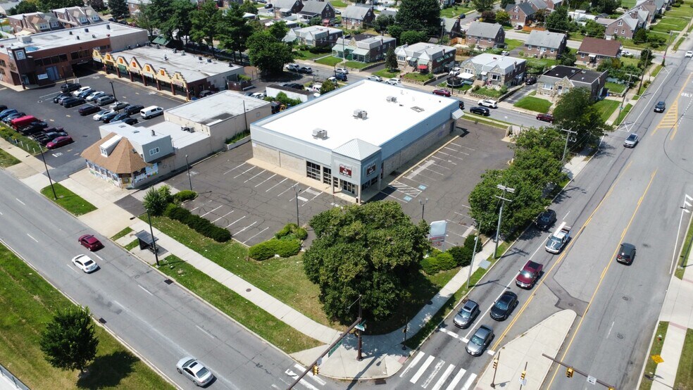 More Photos Of 8130 Roosevelt Blvd, Philadelphia Drugstore For Sale
