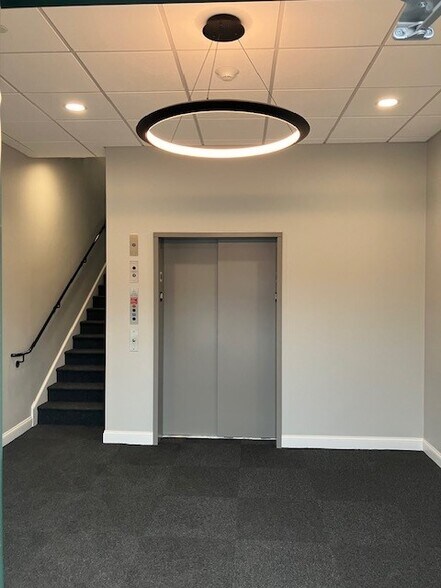 More Photos Of 60 Fletcher St, Lowell Office For Lease