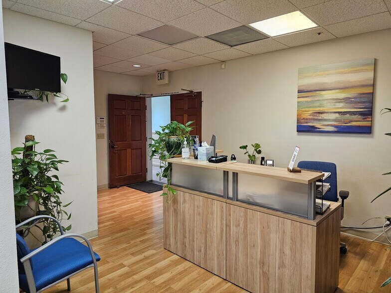 More Photos Of 4450 Capitola Rd, Capitola Office For Lease