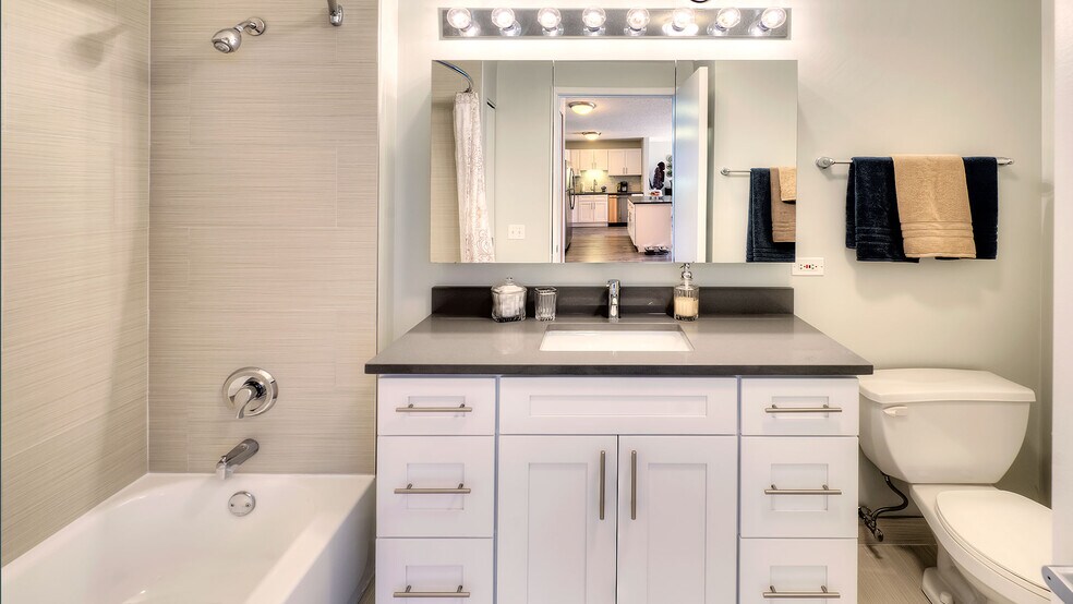 More Photos Of 540 N State St, Chicago Apartments For Lease