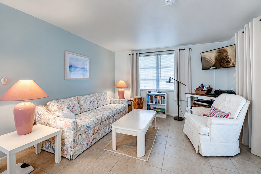 More Photos Of 602 Harvard St, Englewood Apartments For Sale