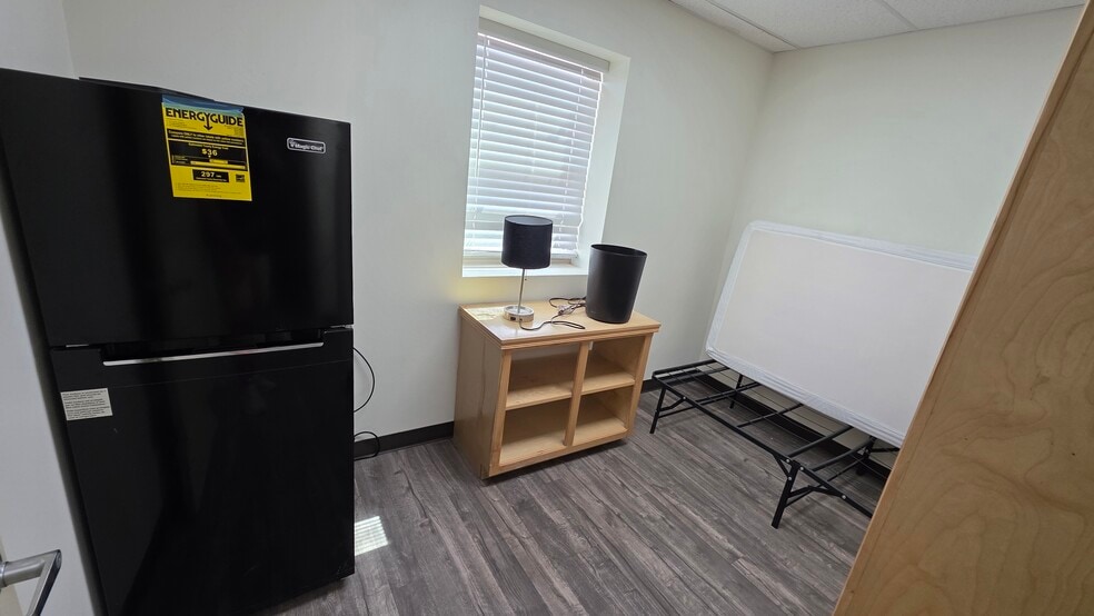 More Photos Of 8211 E County Road 62, Midland Warehouse For Sale