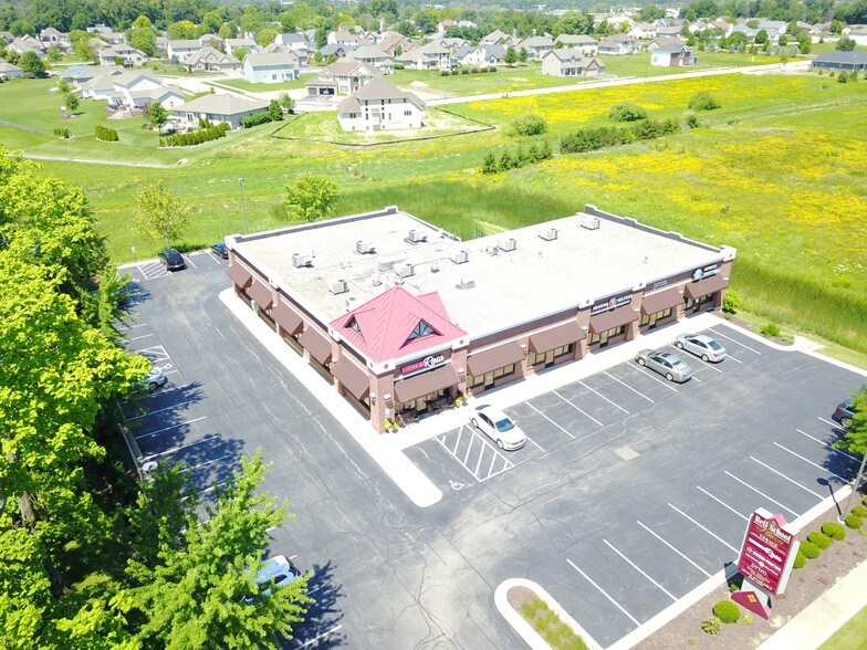 More Photos Of 1602-1650 N Bell School Rd, Rockford General Retail For Sale