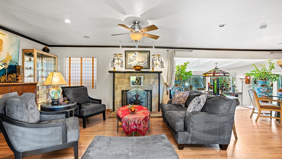 More Photos Of 1403 Rowena Way, Sacramento Specialty For Sale