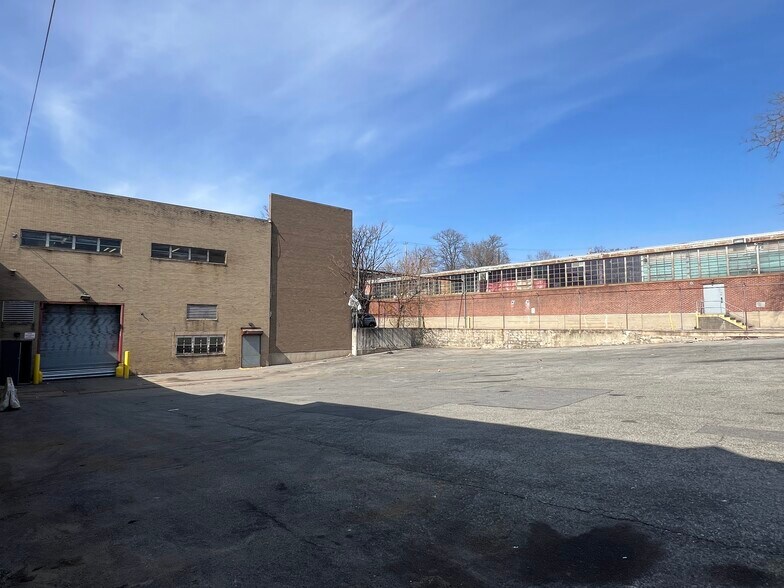 More Photos Of 545 Franklin Ave, Mount Vernon Warehouse For Sale