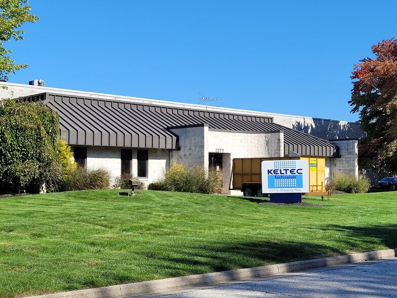 Primary Photo Of 2377 Enterprise Pky, Twinsburg Warehouse For Lease