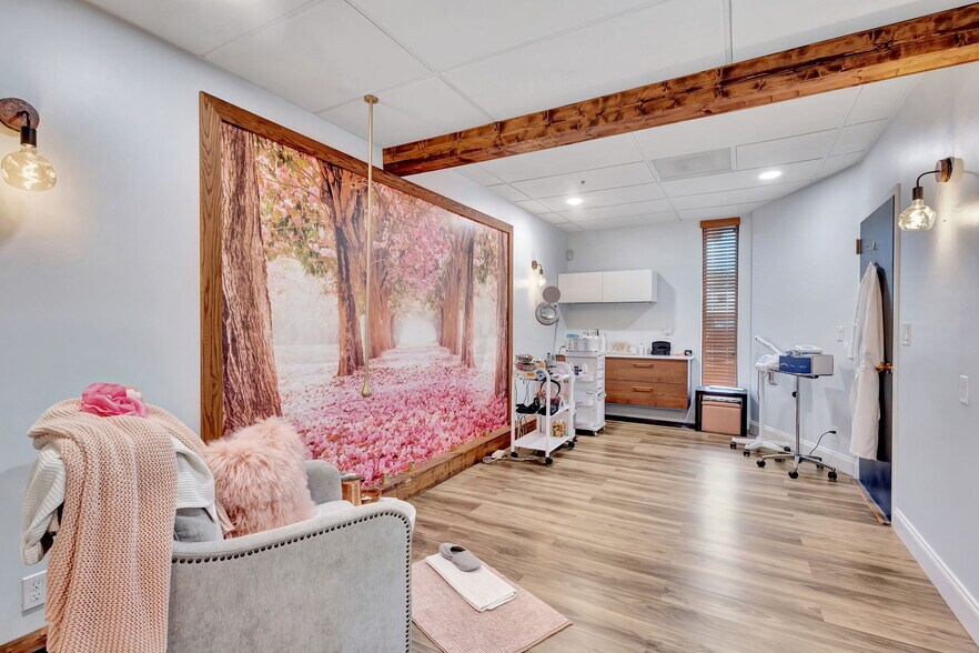 More Photos Of 13005 Southern Blvd, Loxahatchee Groves Medical For Sale