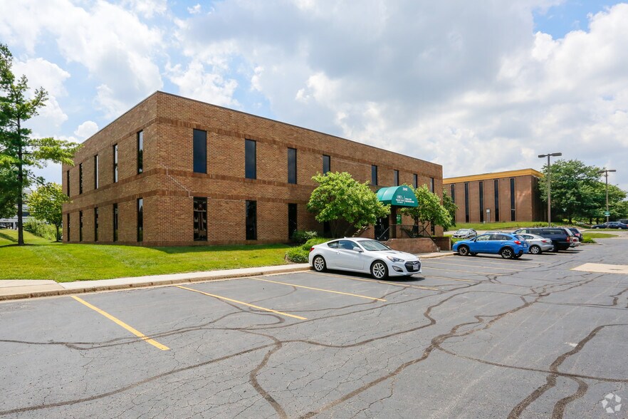 More Photos Of 3040 Presidential Dr, Fairborn Office For Lease