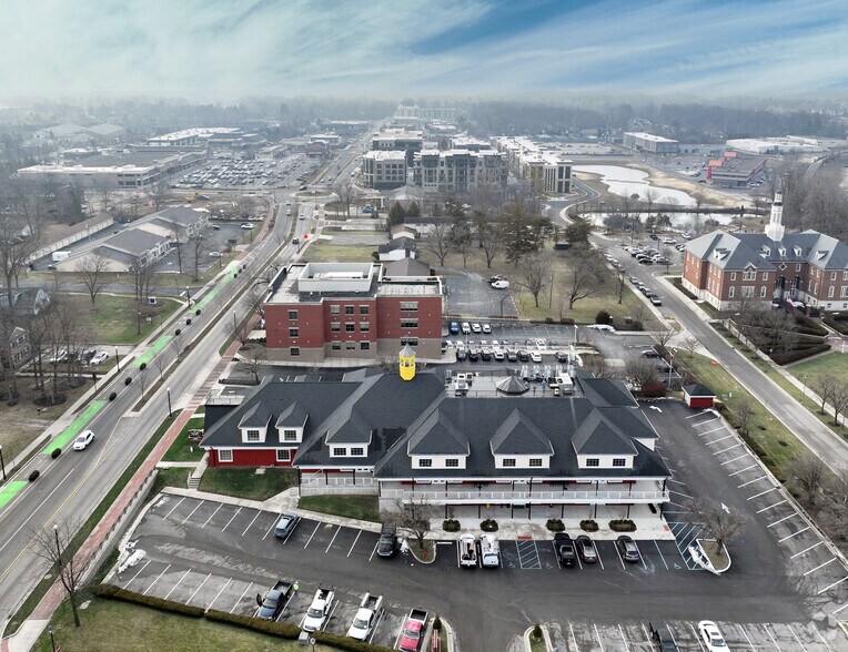 More Photos Of 1030 S Rangeline Rd, Carmel Freestanding For Lease