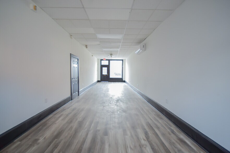 More Photos Of 115-119 E Martin St, Martinsburg Storefront Retail Office For Sale