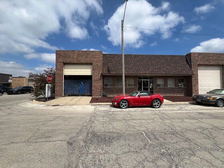 Primary Photo Of 9119-9136 Medill Ave, Franklin Park Light Distribution For Lease