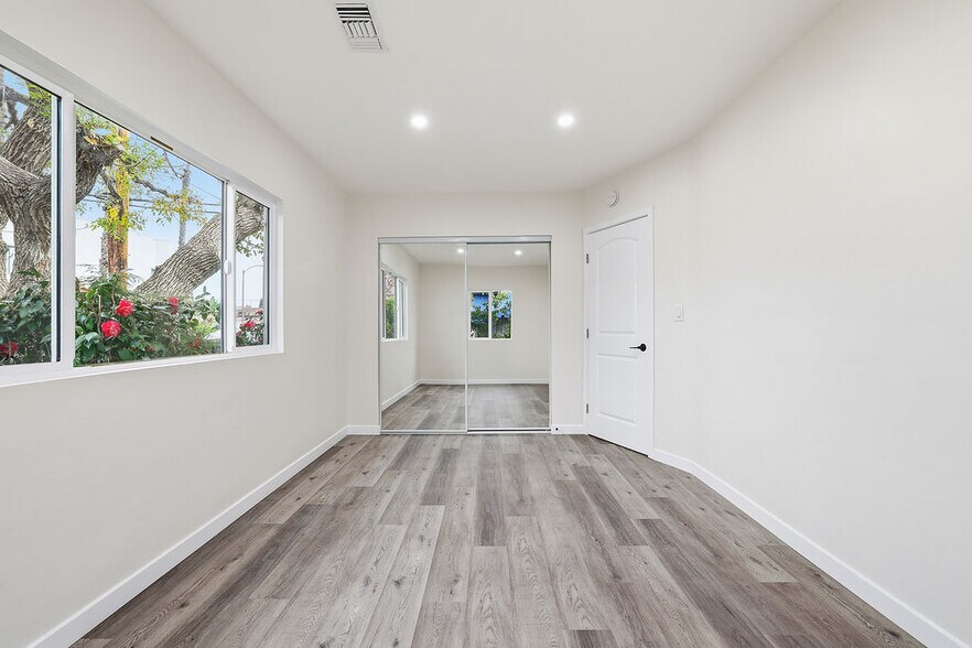 More Photos Of 10714 Valley Spring Ln, North Hollywood Apartments For Sale