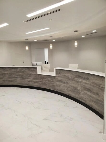 More Photos Of 8200 Greensboro Dr, Mc Lean Office For Lease