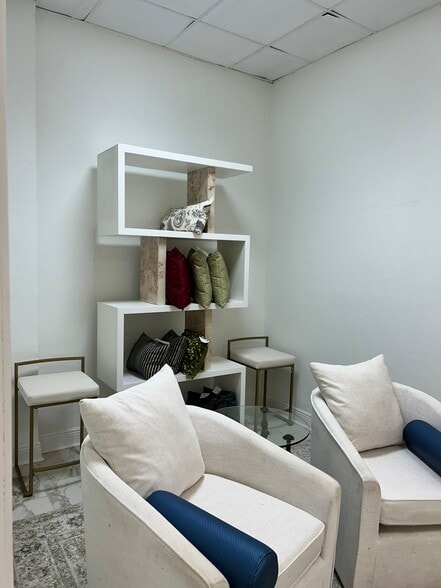 More Photos Of 224 E Garden St, Pensacola Apartments For Sale