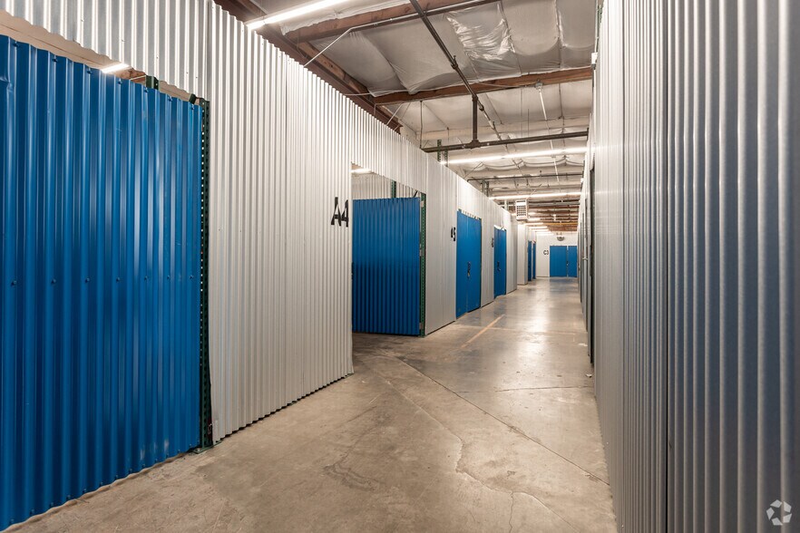 More Photos Of 801 SW 16th St, Renton Distribution For Lease