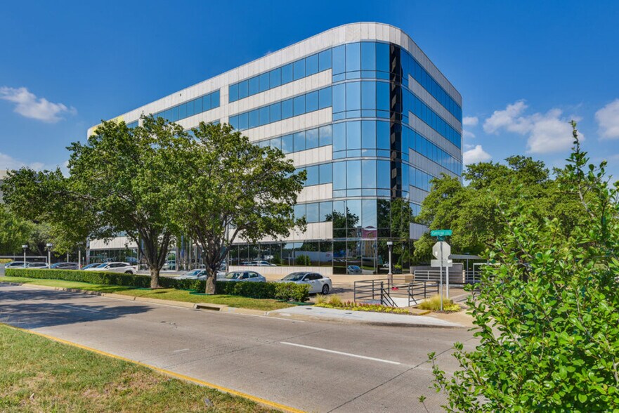 More Photos Of 10100 N Central Expy, Dallas Office For Lease
