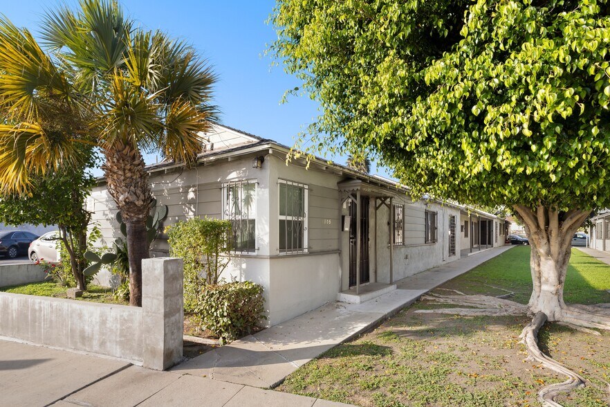 Primary Photo Of 1105-1125 E Hyde Park Blvd, Inglewood Apartments For Sale