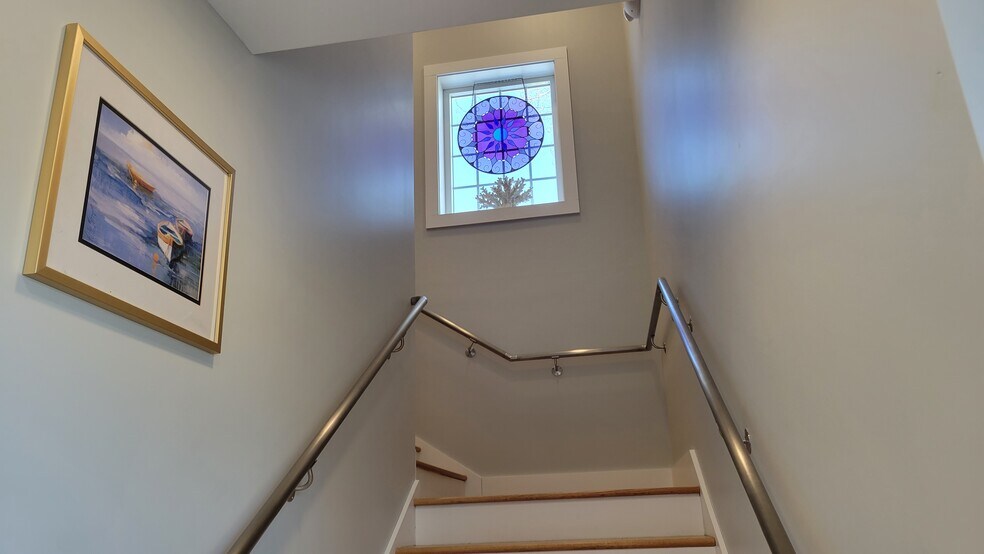 More Photos Of 119 Griswold St, Glastonbury Loft Creative Space For Lease