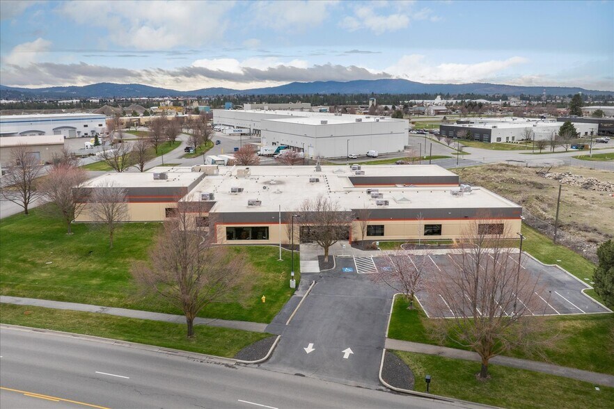Primary Photo Of 15918 E Euclid Ave, Spokane Medical For Sale