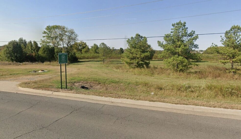 More Photos Of 4597 US-62, Tahlequah Land For Lease