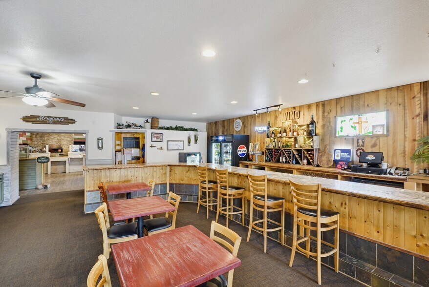More Photos Of 158 Museum Dr, Hill City Restaurant For Sale