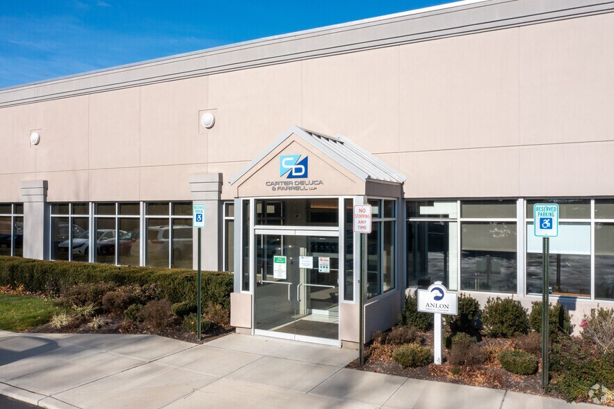 More Photos Of 576 Broadhollow Rd, Melville Office For Sale