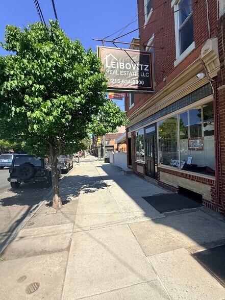 Primary Photo Of 330-32-34-36-38 E GIRARD AVE, Philadelphia Storefront Retail Residential For Sale