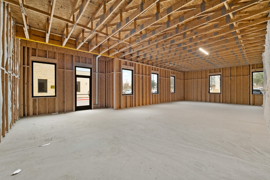 More Photos Of 11207 Wild Pine, San Antonio Office For Lease