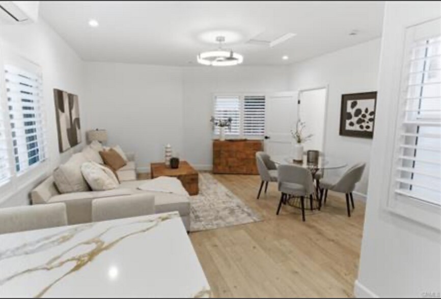 More Photos Of 900 Brier Ln, Glendale Apartments For Sale