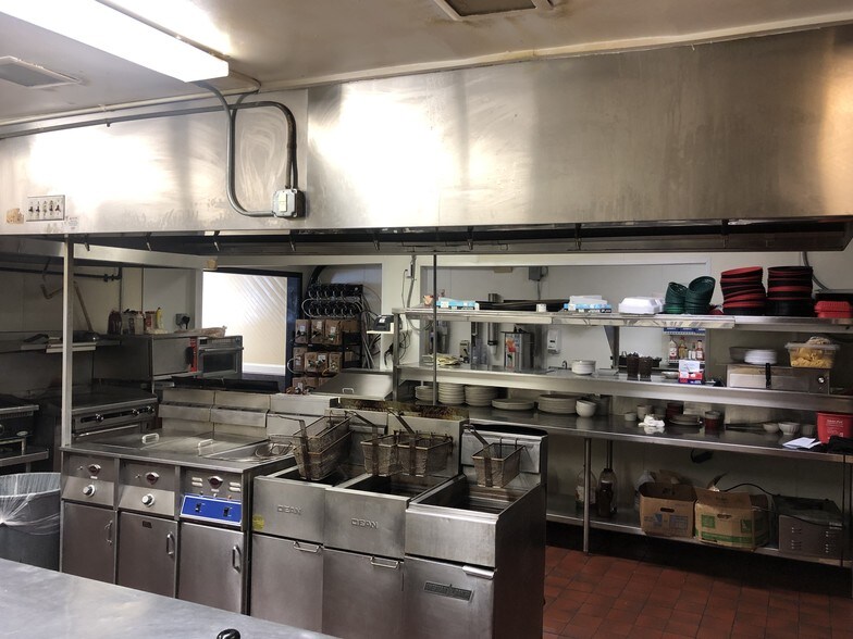 More Photos Of 3009 E Ash St, Goldsboro Restaurant For Sale