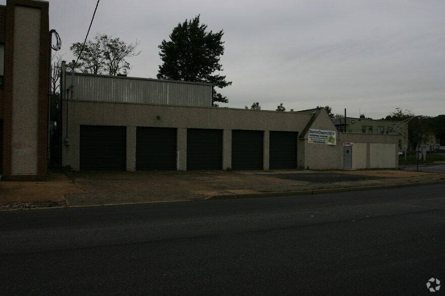 More Photos Of 267-275 Coit St, Irvington Warehouse For Lease