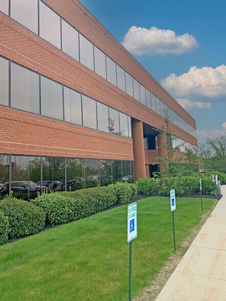 More Photos Of 330 Borthwick Ave, Portsmouth Medical For Lease