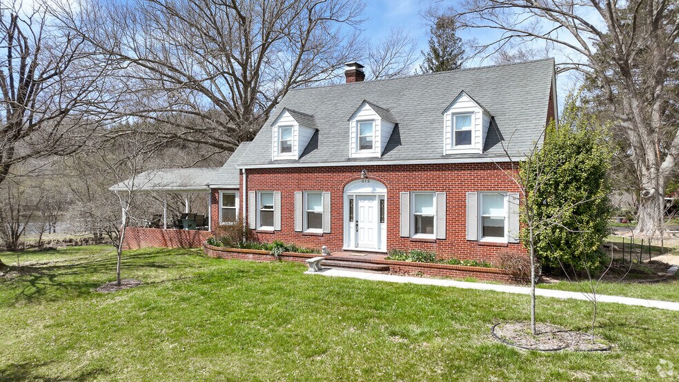 More Photos Of , Fries Unknown For Sale