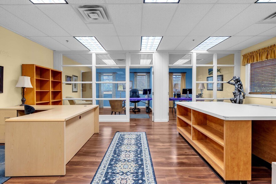 More Photos Of 807 Mantoloking Rd, Brick Office For Sale