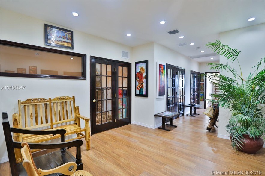 More Photos Of 14200-14238 SW 136th St, Miami Light Manufacturing For Sale