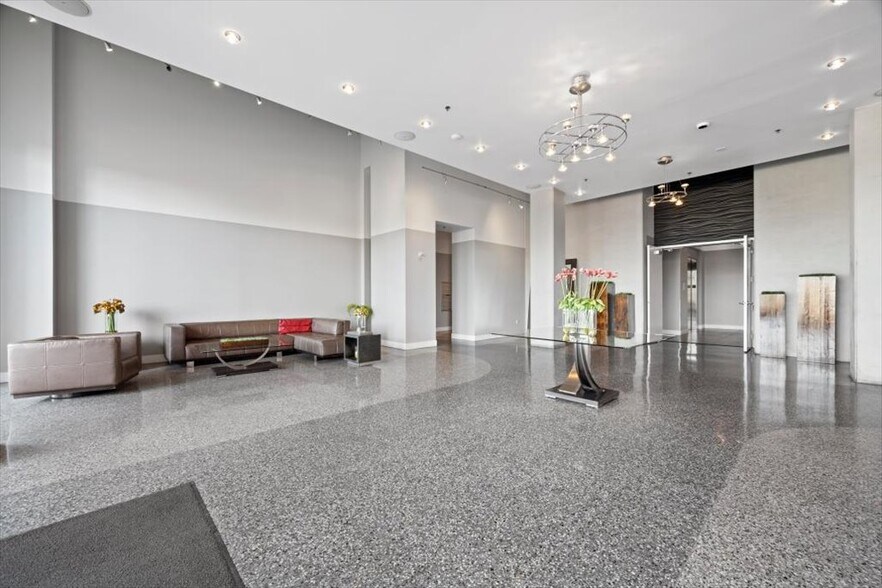 More Photos Of 900 S Las Vegas Blvd, Las Vegas Apartments For Sale