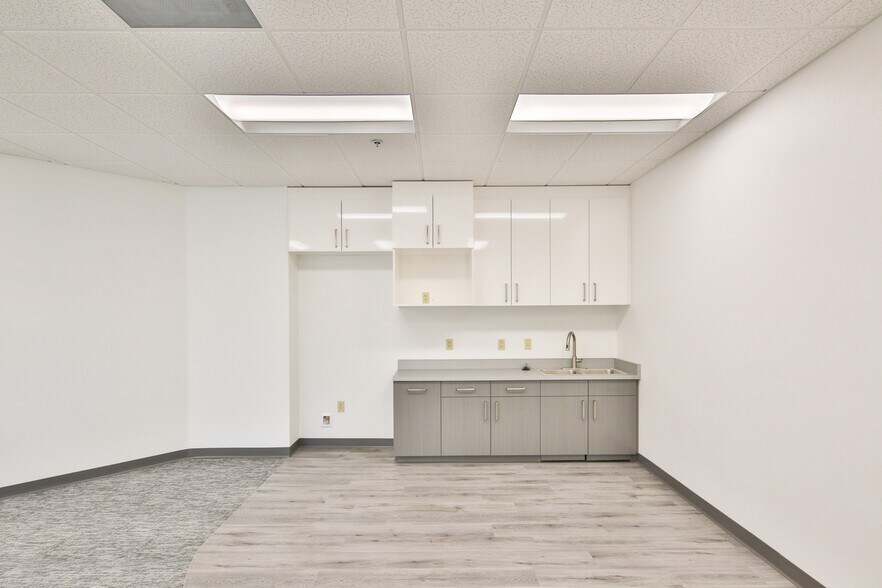 More Photos Of 440 N Mountain Ave, Upland Unknown For Sale