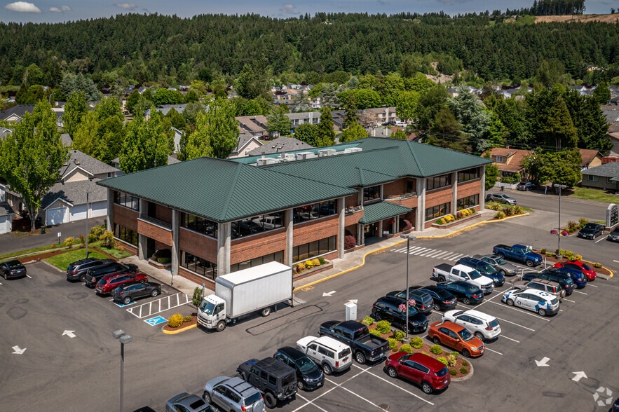 More Photos Of 5814 Graham Ave, Sumner Office For Lease