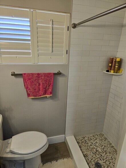 More Photos Of 13551 Walsingham Rd, Largo Office Residential For Sale