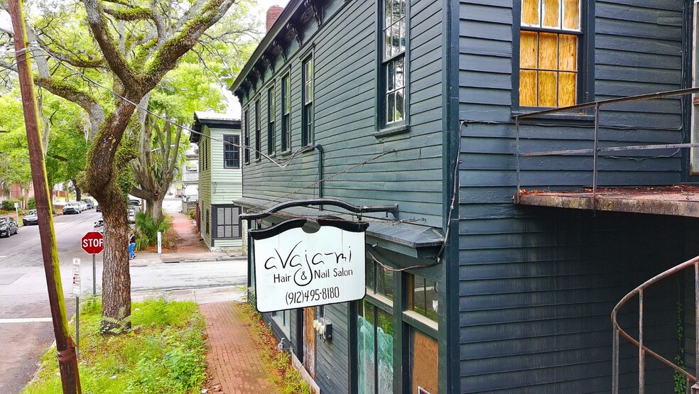 More Photos Of 222 W Duffy St, Savannah Storefront Retail Residential For Lease