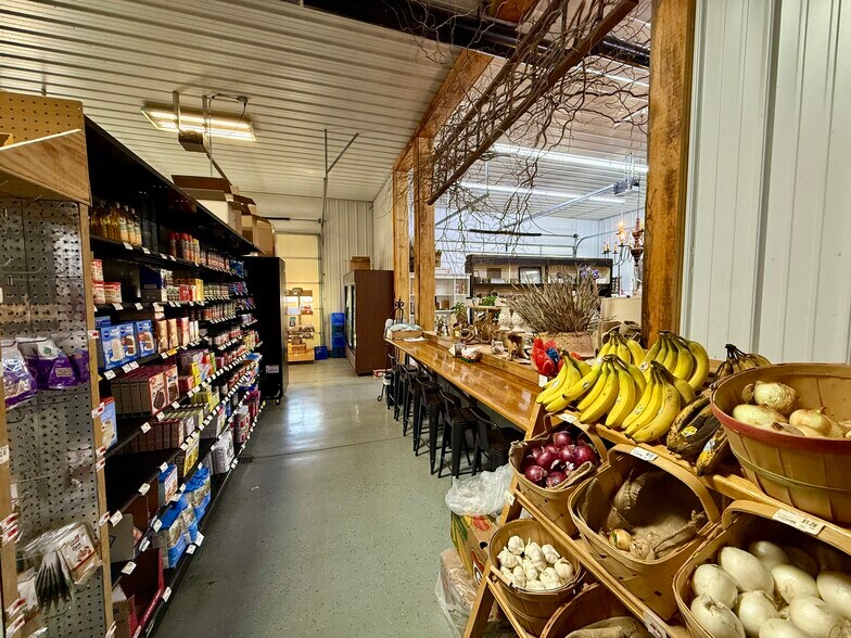 More Photos Of 203 W 5th St, Blue Rapids Service For Sale