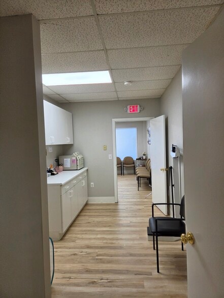 Primary Photo Of 14 Cedar Swamp Rd, Smithfield Medical For Lease