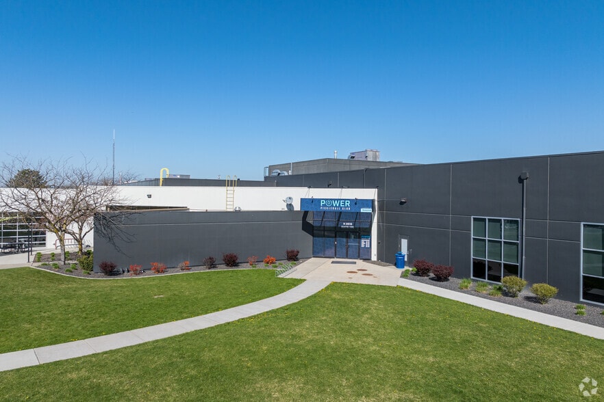 More Photos Of 2818 N Sullivan Rd, Spokane Valley Coworking Space